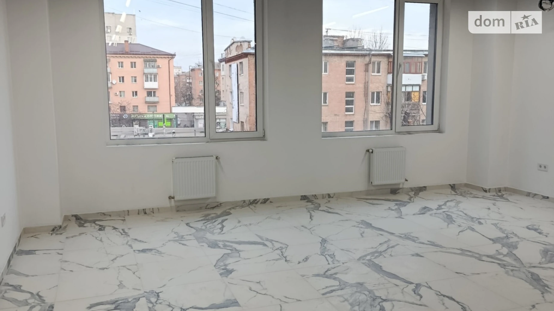 Сдается в аренду офис 62 кв. м в бизнес-центре, цена: 21700 грн - фото 2