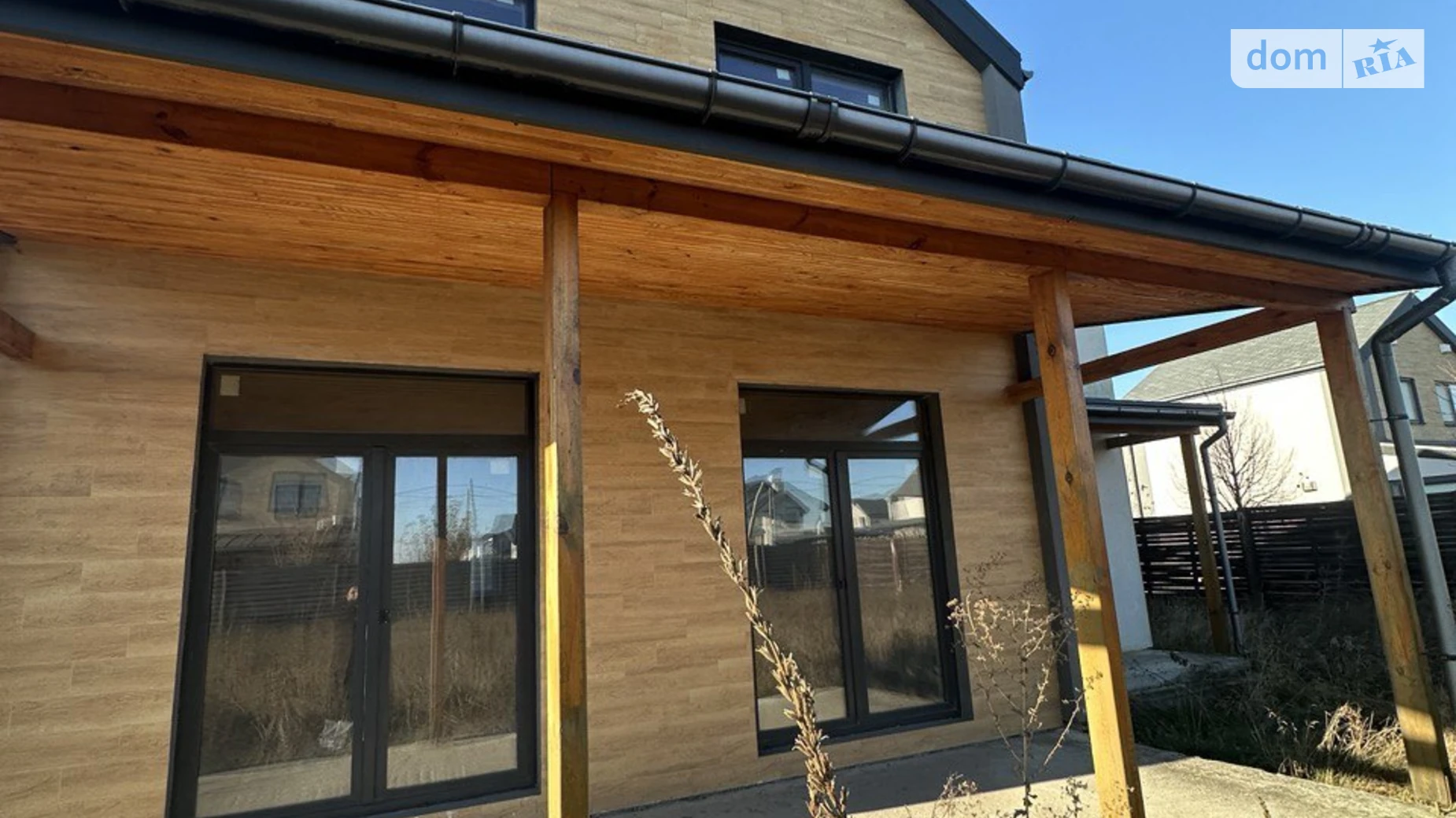 Продается дом на 2 этажа 220 кв. м с садом, цена: 120000 $ - фото 4