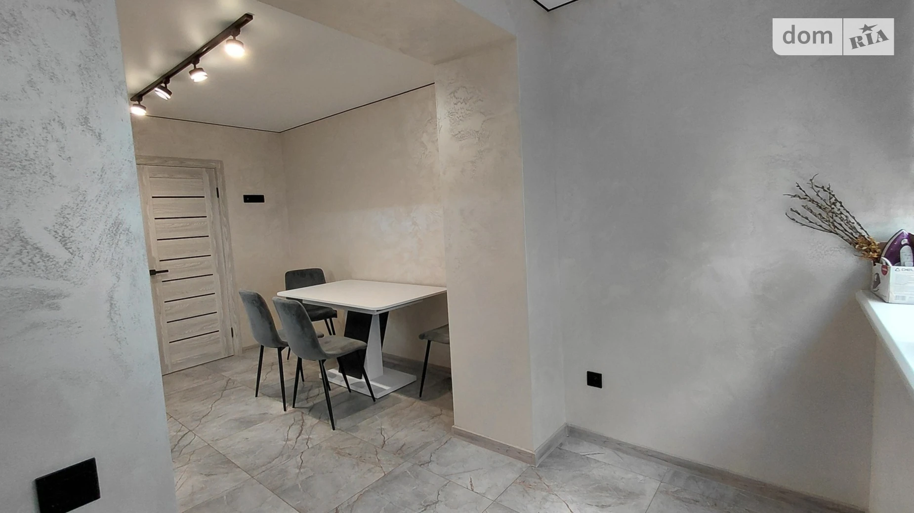 2-комнатная квартира 63 кв. м в Тернополе, ул. Ильенко, 3В - фото 4