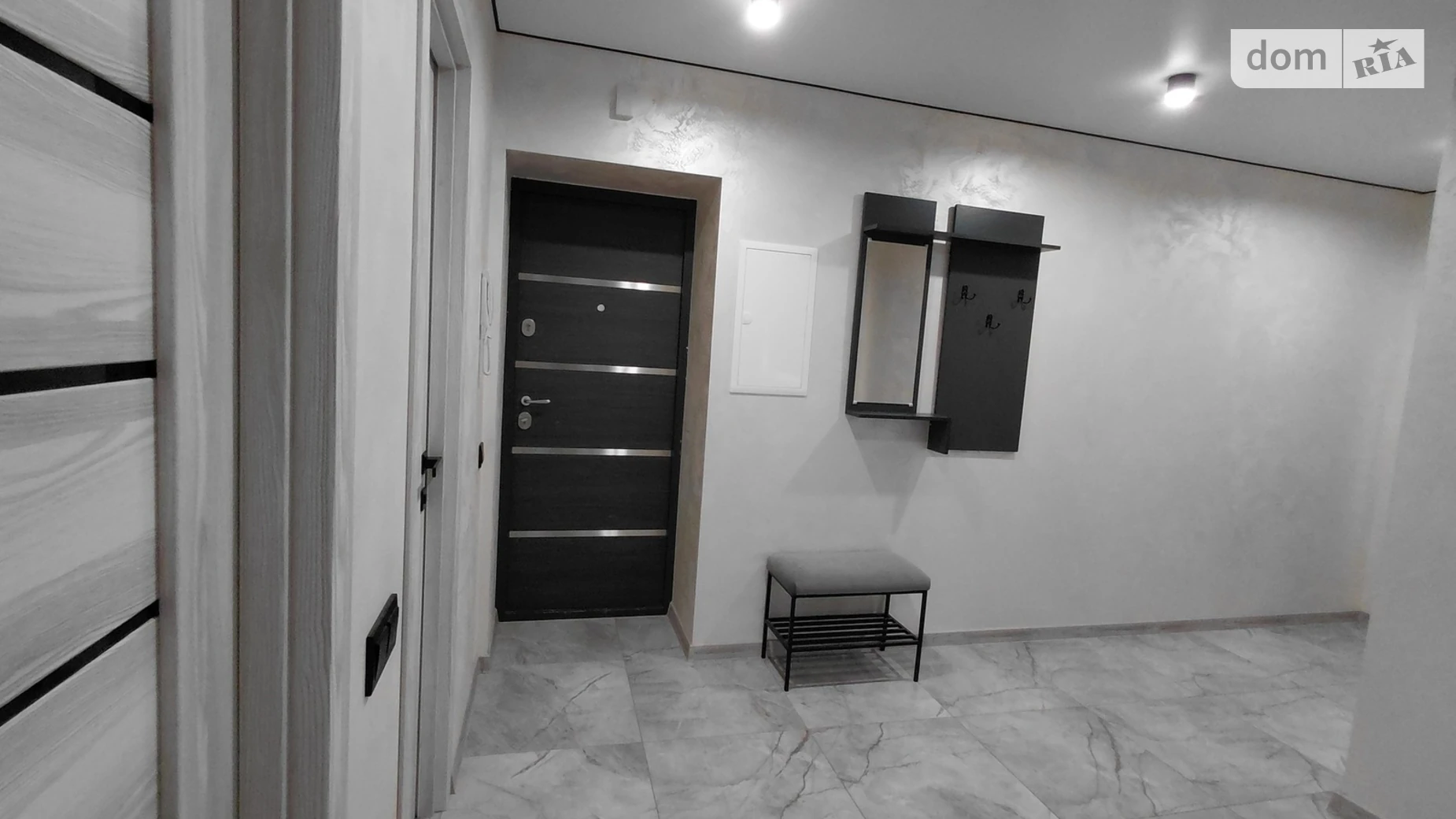 2-комнатная квартира 63 кв. м в Тернополе, ул. Ильенко, 3В - фото 5