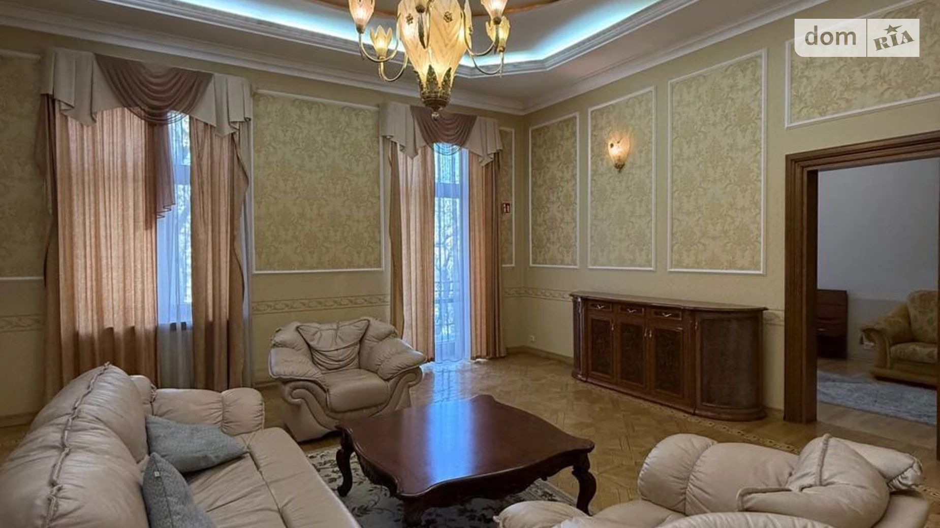 Сдается в аренду 4-комнатная квартира 167 кв. м в Львове, ул. Крушельницкой Соломии - фото 4