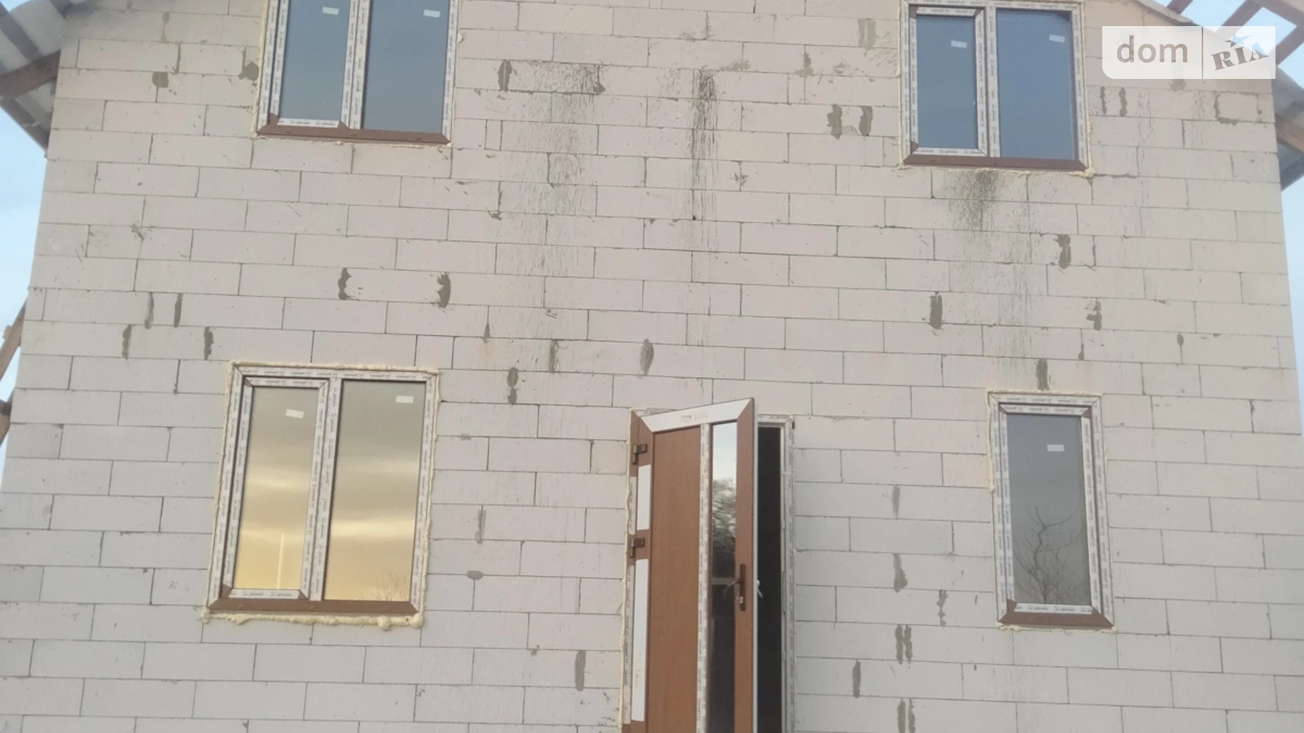 Продается дом на 2 этажа 90 кв. м с участком, цена: 80000 $ - фото 2