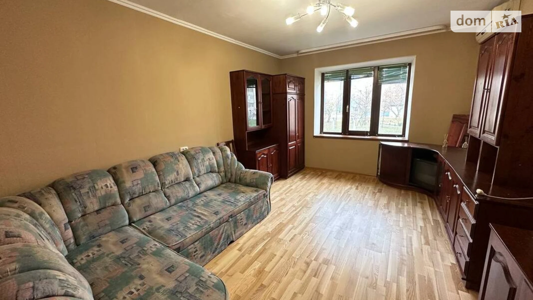 Продается 2-комнатная квартира 58 кв. м в Киеве, ул. Лариси Руденко, 5 - фото 2