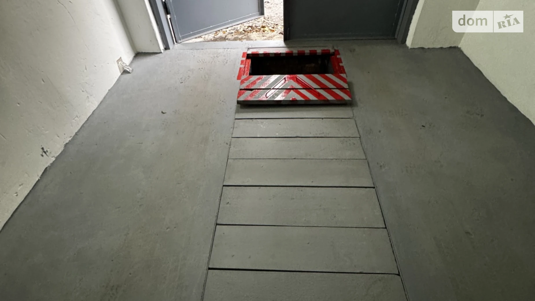 Продается отдельно стоящий гараж под легковое авто на 36.2 кв. м, цена: 7000 $ - фото 2