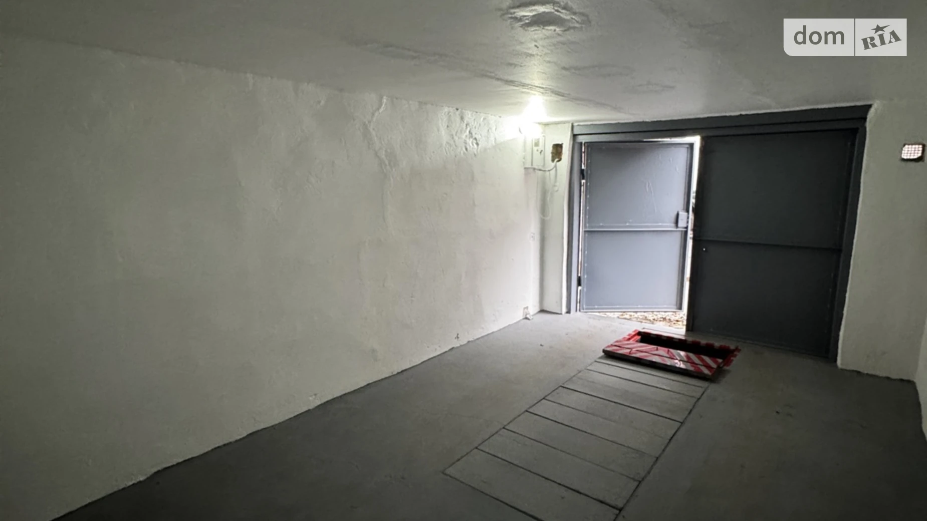 Продается отдельно стоящий гараж под легковое авто на 36.2 кв. м, цена: 7000 $ - фото 3