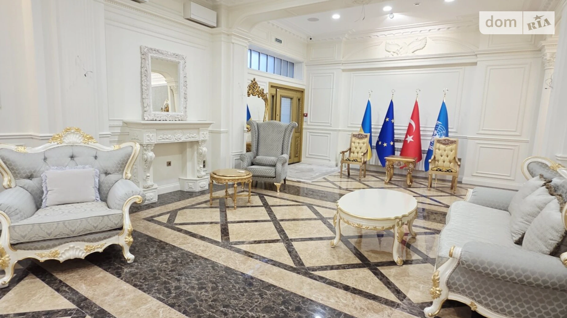 Продается офис 182 кв. м в бизнес-центре, цена: 230000 $ - фото 2