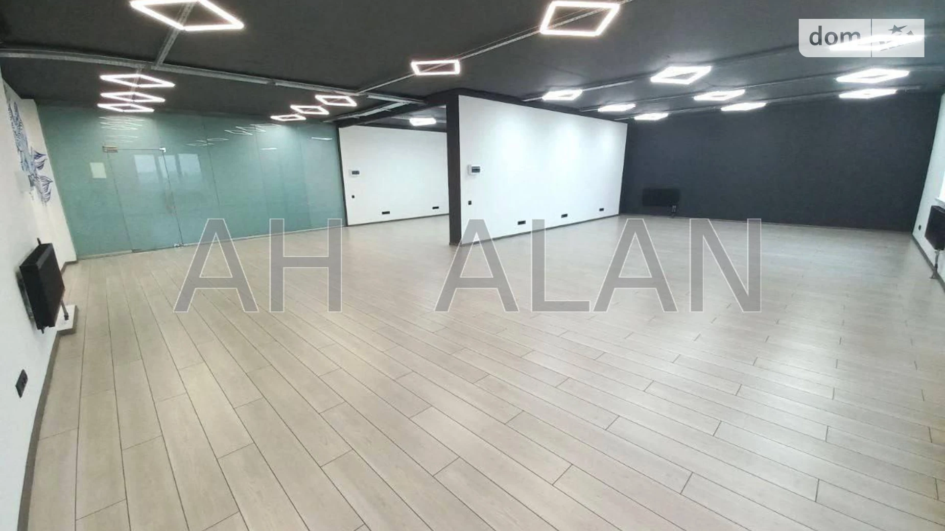 Сдается в аренду офис 141.9 кв. м в бизнес-центре, цена: 31218 грн - фото 2