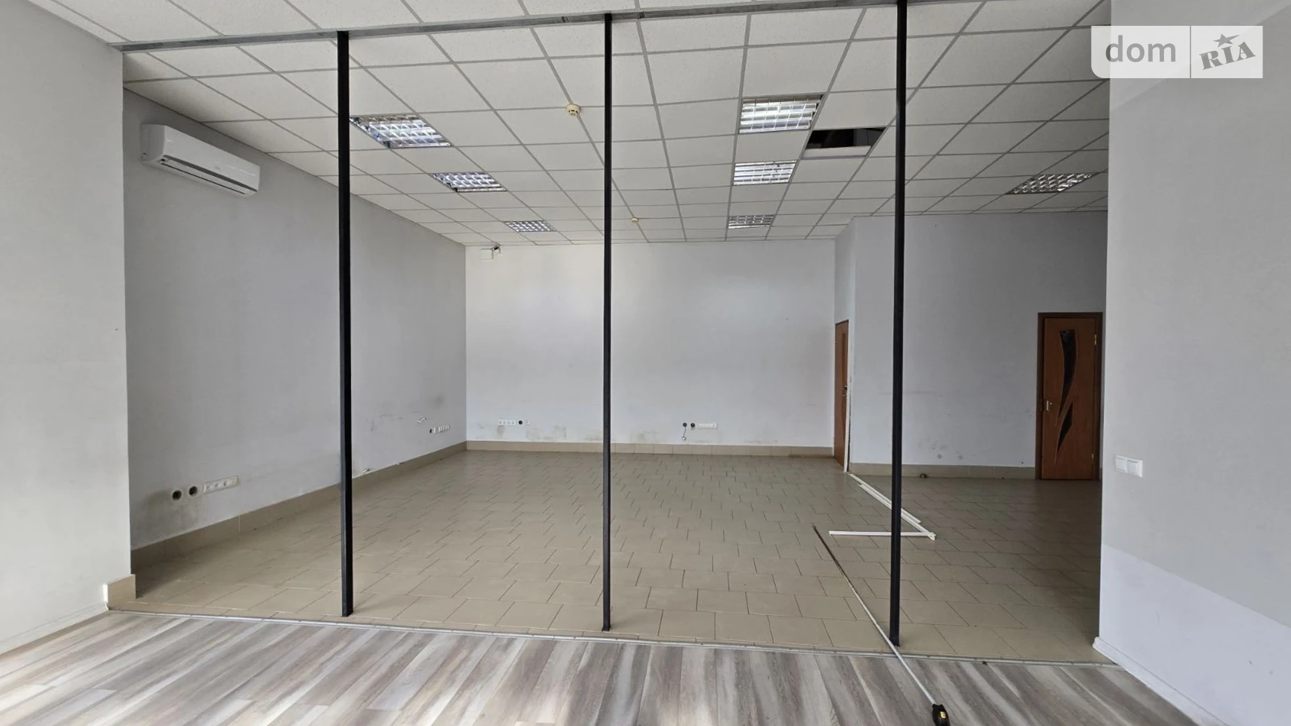 Здається в оренду офіс 90 кв. м в бізнес-центрі, цена: 150 грн - фото 4