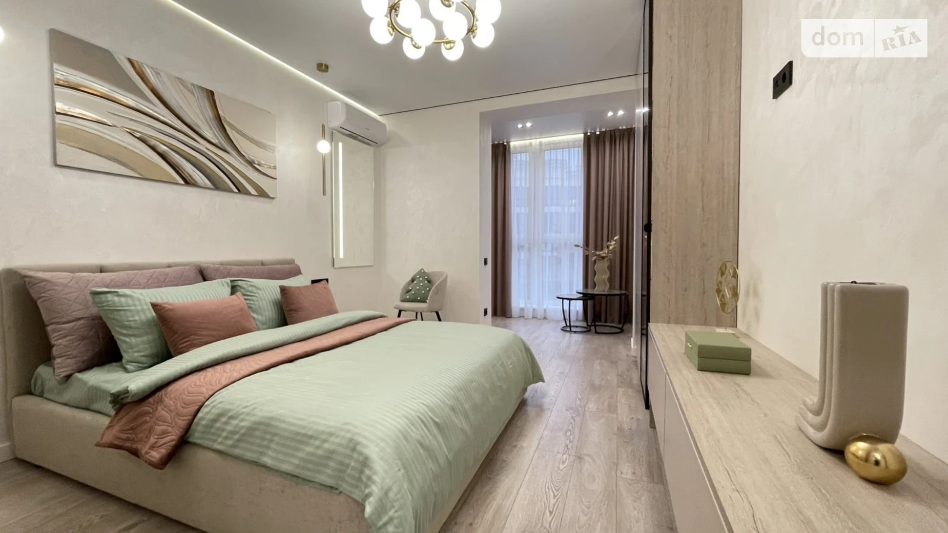 вул. Радісна, 4 Софіївська Борщагівка ЖК Софія Резіденс - фото 3