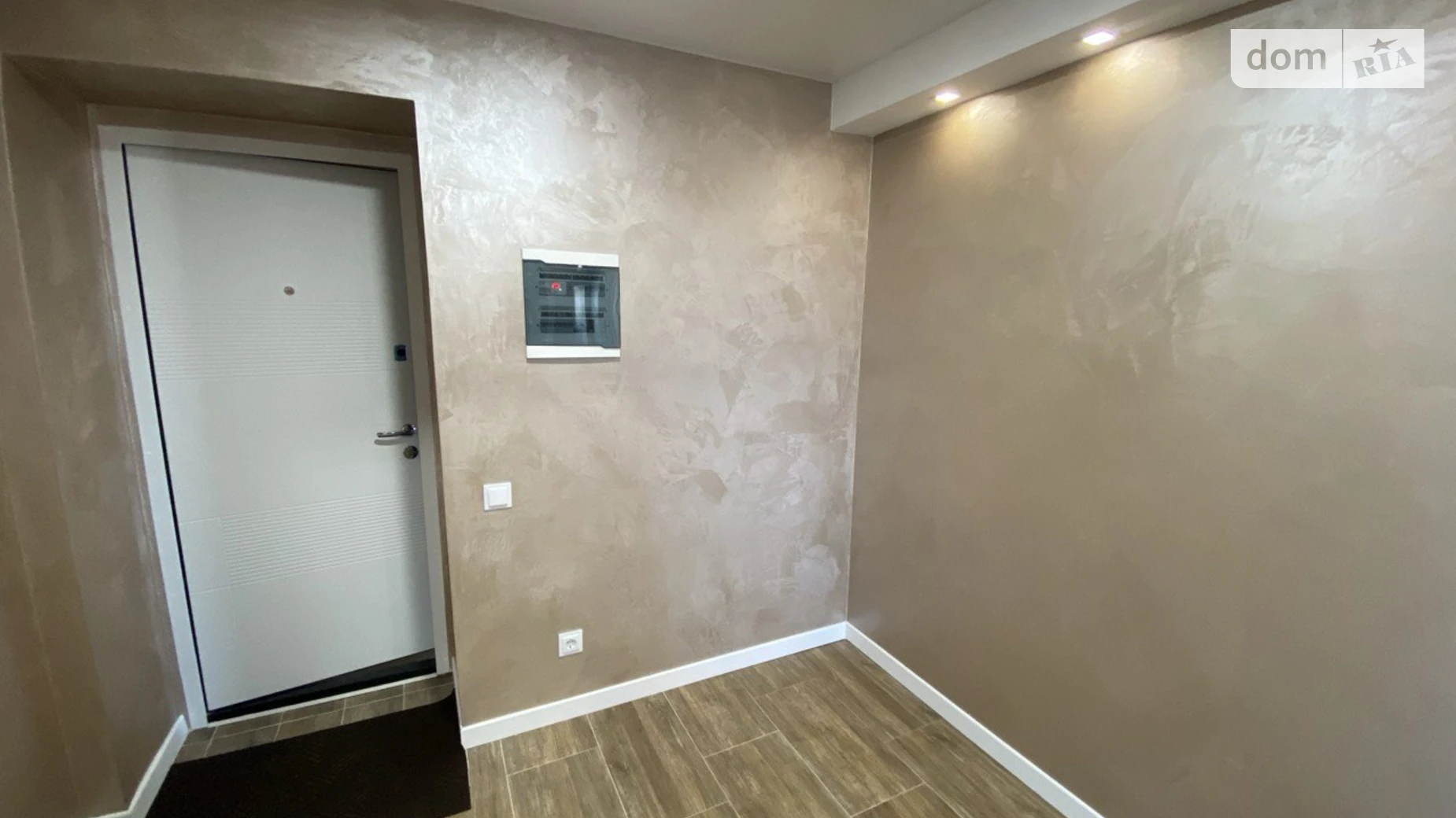 Продается 2-комнатная квартира 55.6 кв. м в Полтаве, ул. Владимира Ивасюка(Головко), 17 - фото 2