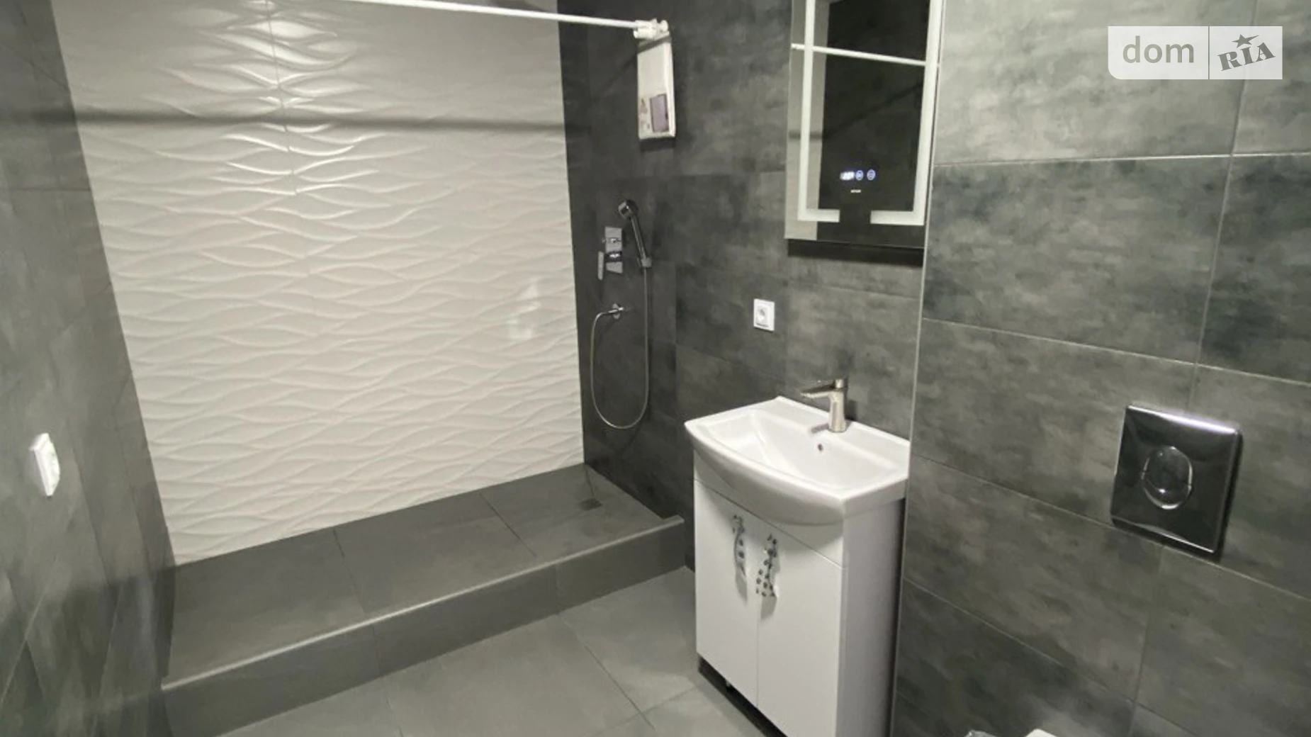 Продается 2-комнатная квартира 55.6 кв. м в Полтаве, ул. Владимира Ивасюка(Головко), 17 - фото 3