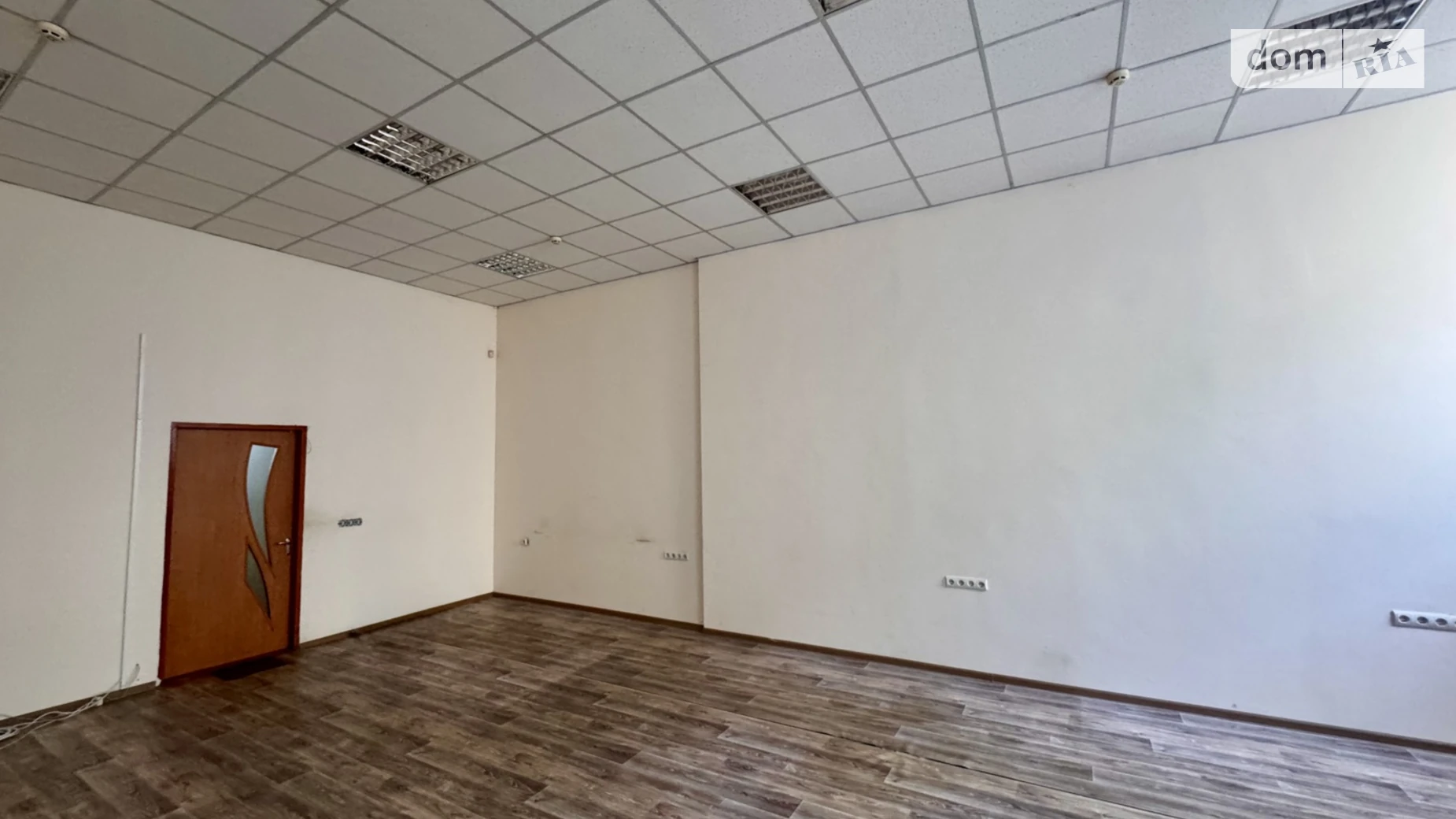 Сдается в аренду помещения свободного назначения 50 кв. м в 3-этажном здании, цена: 7500 грн - фото 2