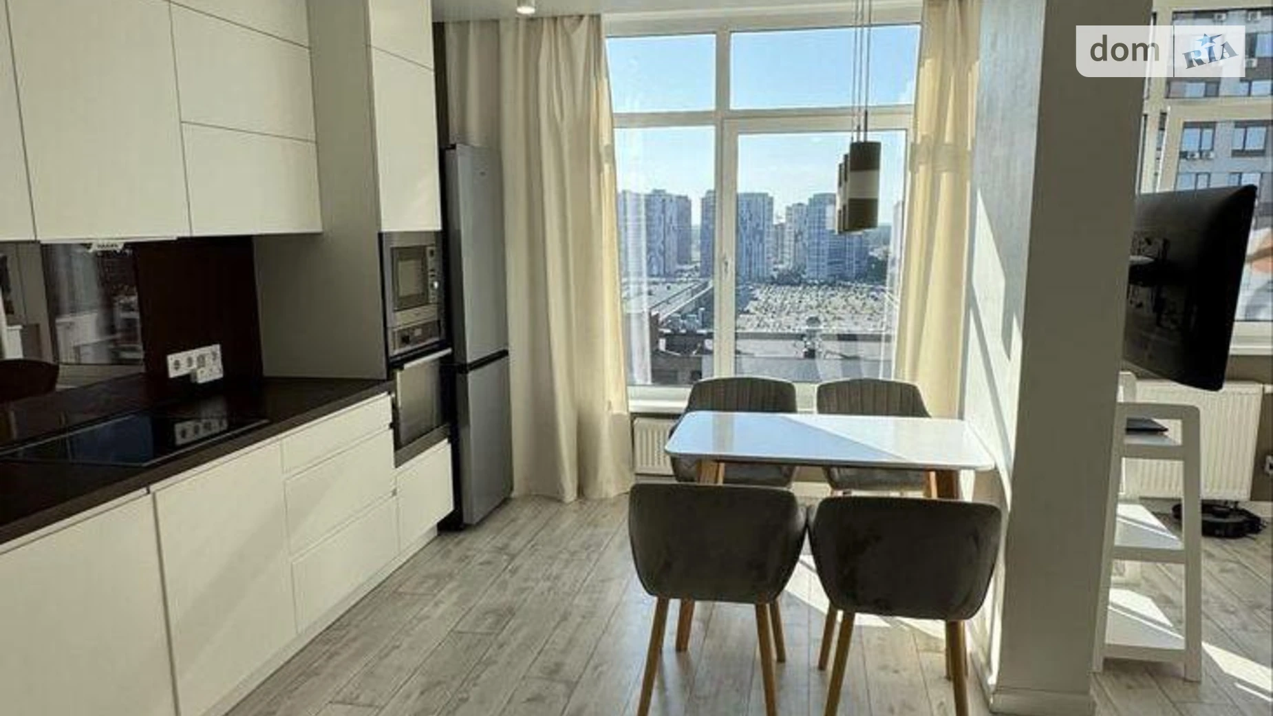 Продается 2-комнатная квартира 59 кв. м в Киеве, просп. Европейского Союза(Правды), 45Б - фото 2