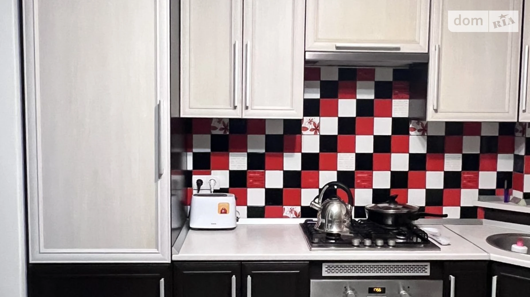 3-комнатная квартира 70 кв. м в Тернополе, ул. Черновецкая, 53 - фото 5