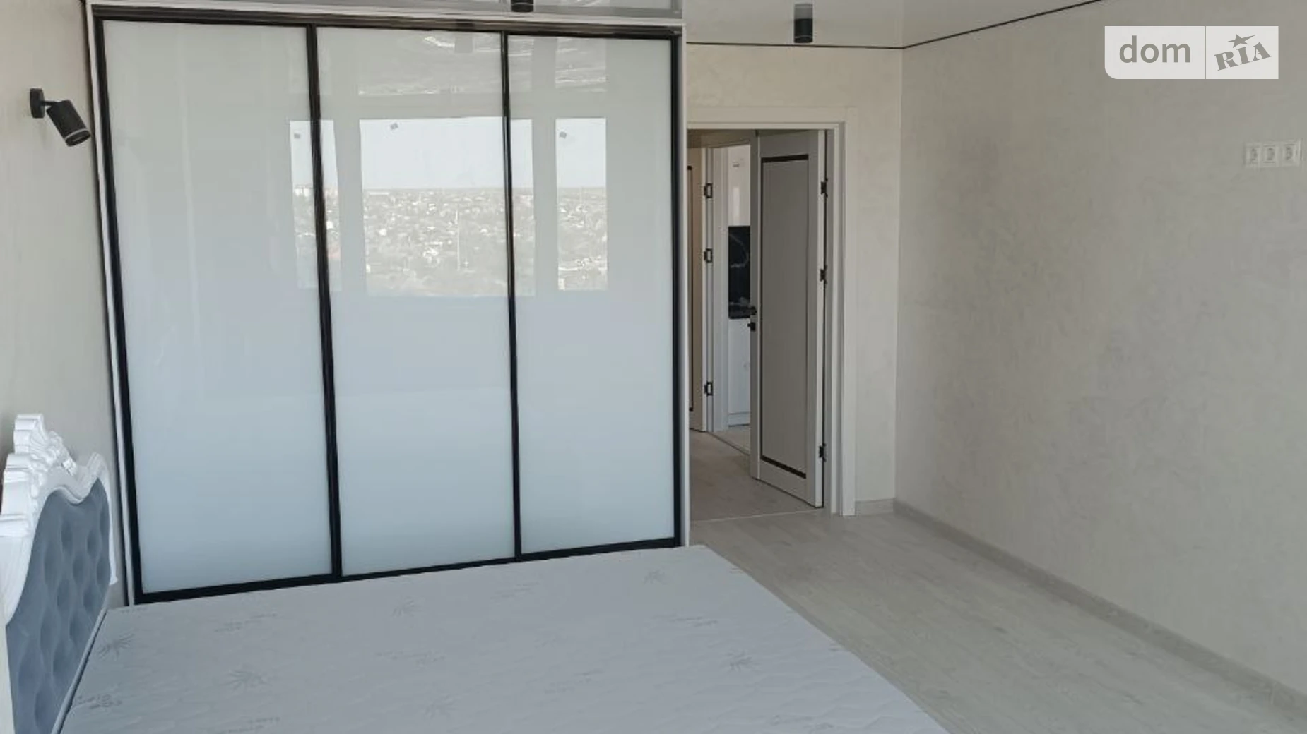 Сдается в аренду 3-комнатная квартира 100 кв. м в Виннице, ул. Степана Бандеры(Льва Толстого) - фото 2