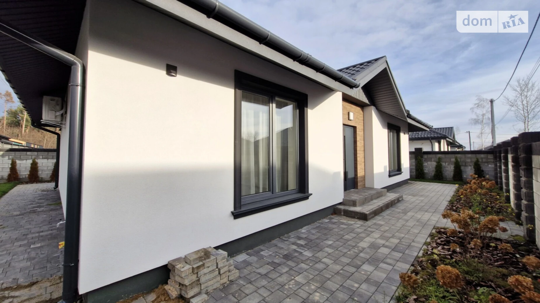 Продается одноэтажный дом 100 кв. м с балконом, цена: 171000 $ - фото 2