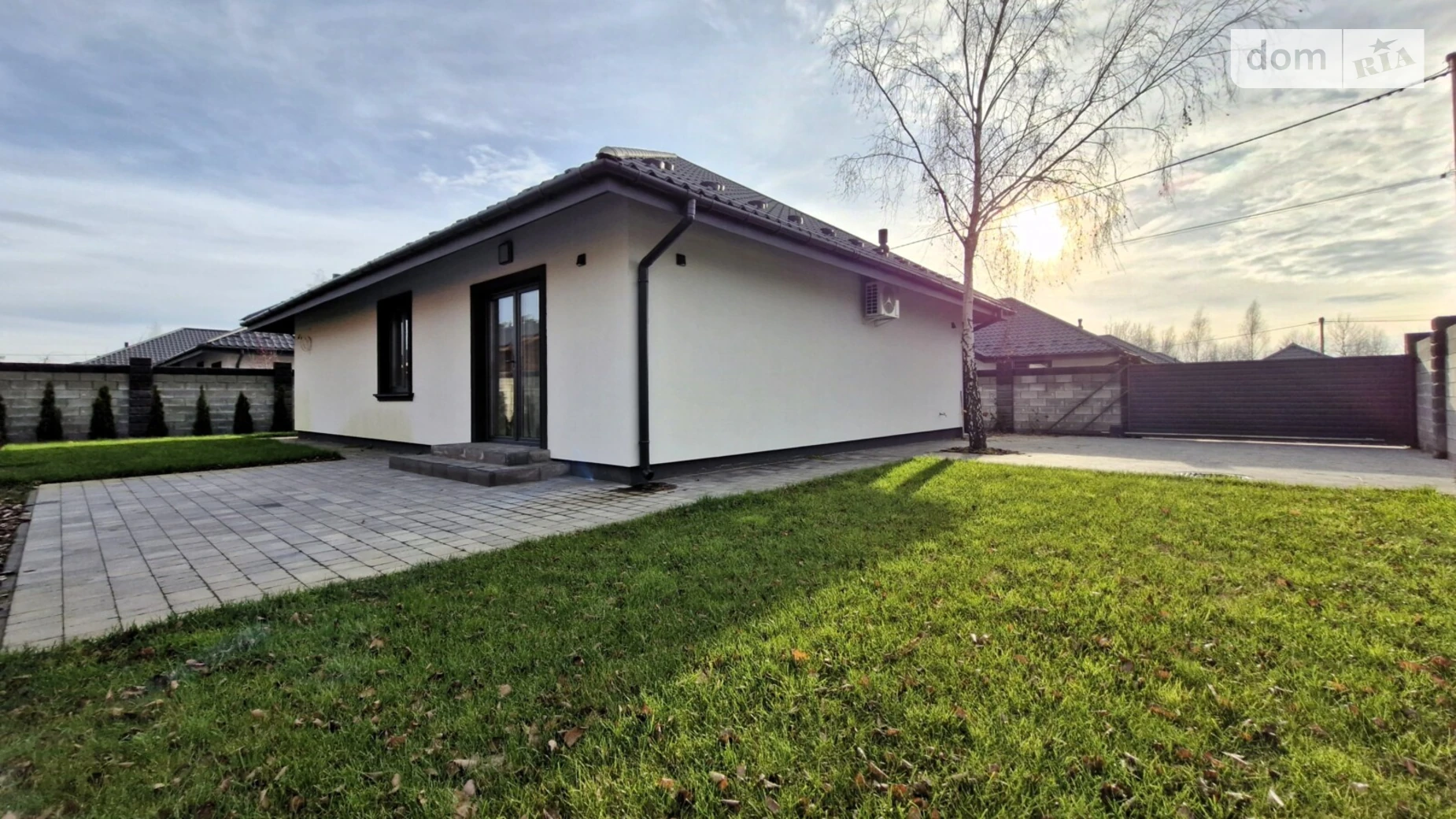 Продается одноэтажный дом 100 кв. м с балконом, цена: 171000 $ - фото 4