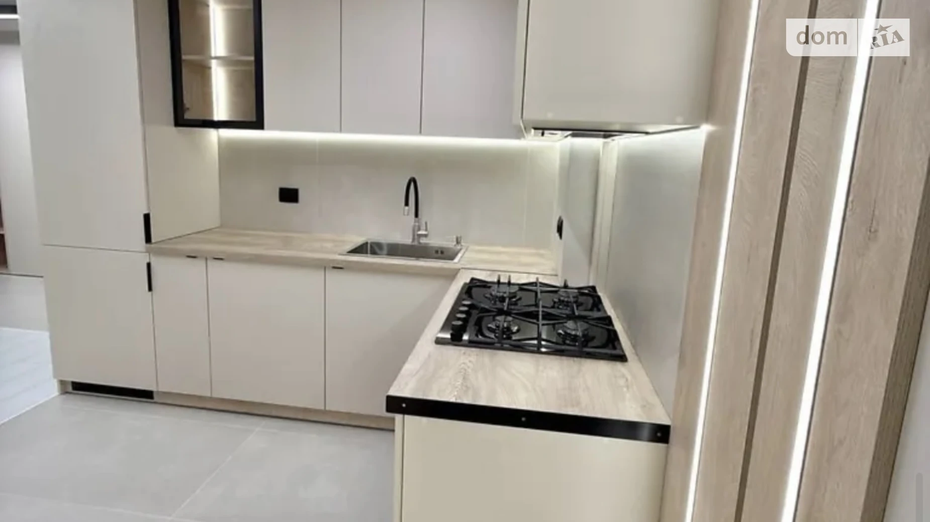 3-комнатная квартира 64 кв. м в Тернополе, ул. Киевская, 9Г - фото 3