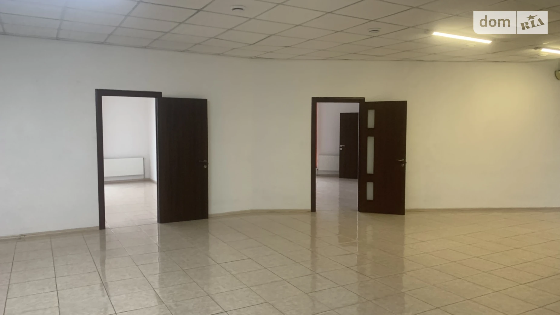 Сдается в аренду офис 225 кв. м в бизнес-центре, цена: 50000 грн - фото 3