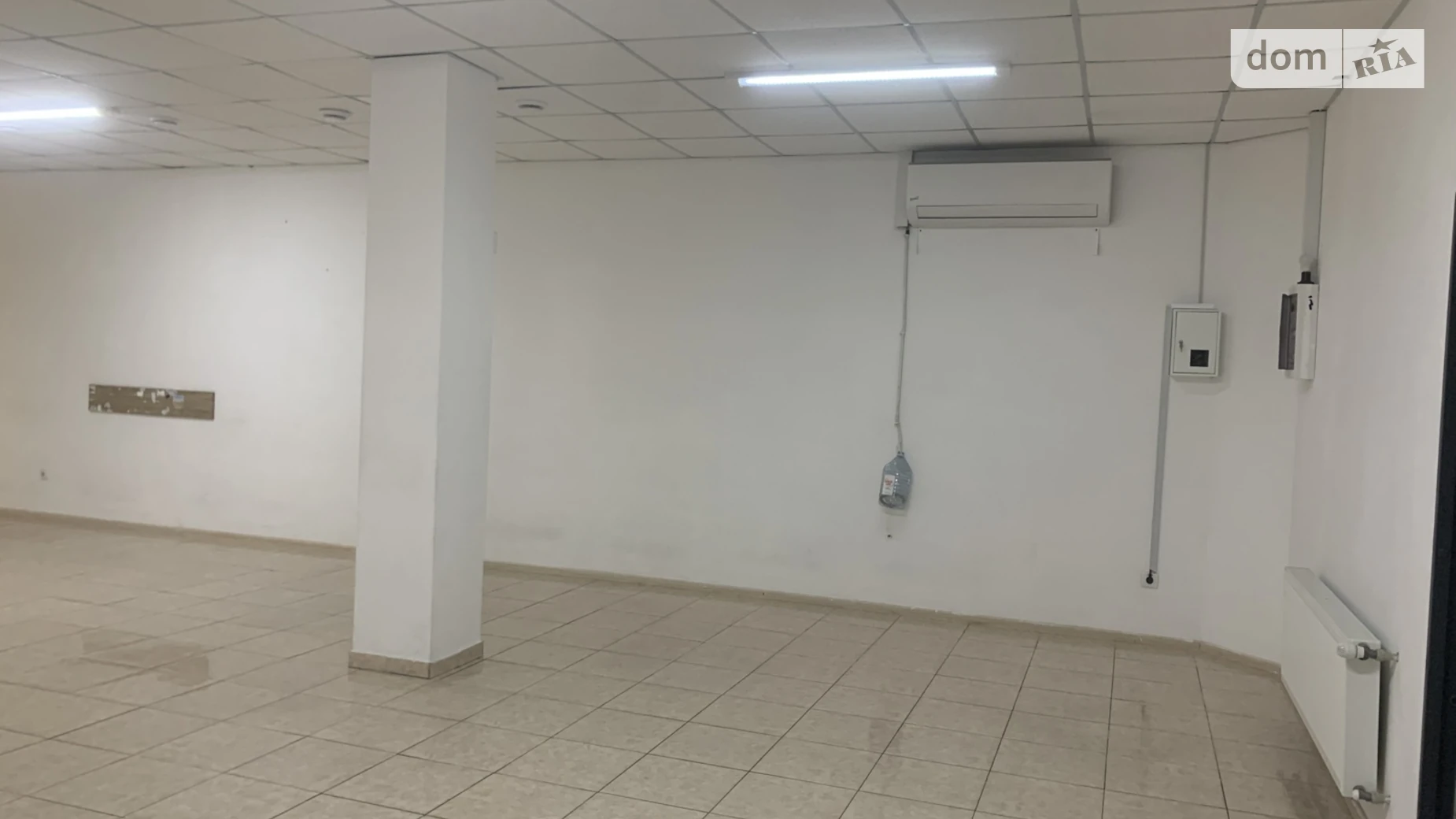 Сдается в аренду офис 225 кв. м в бизнес-центре, цена: 50000 грн - фото 4