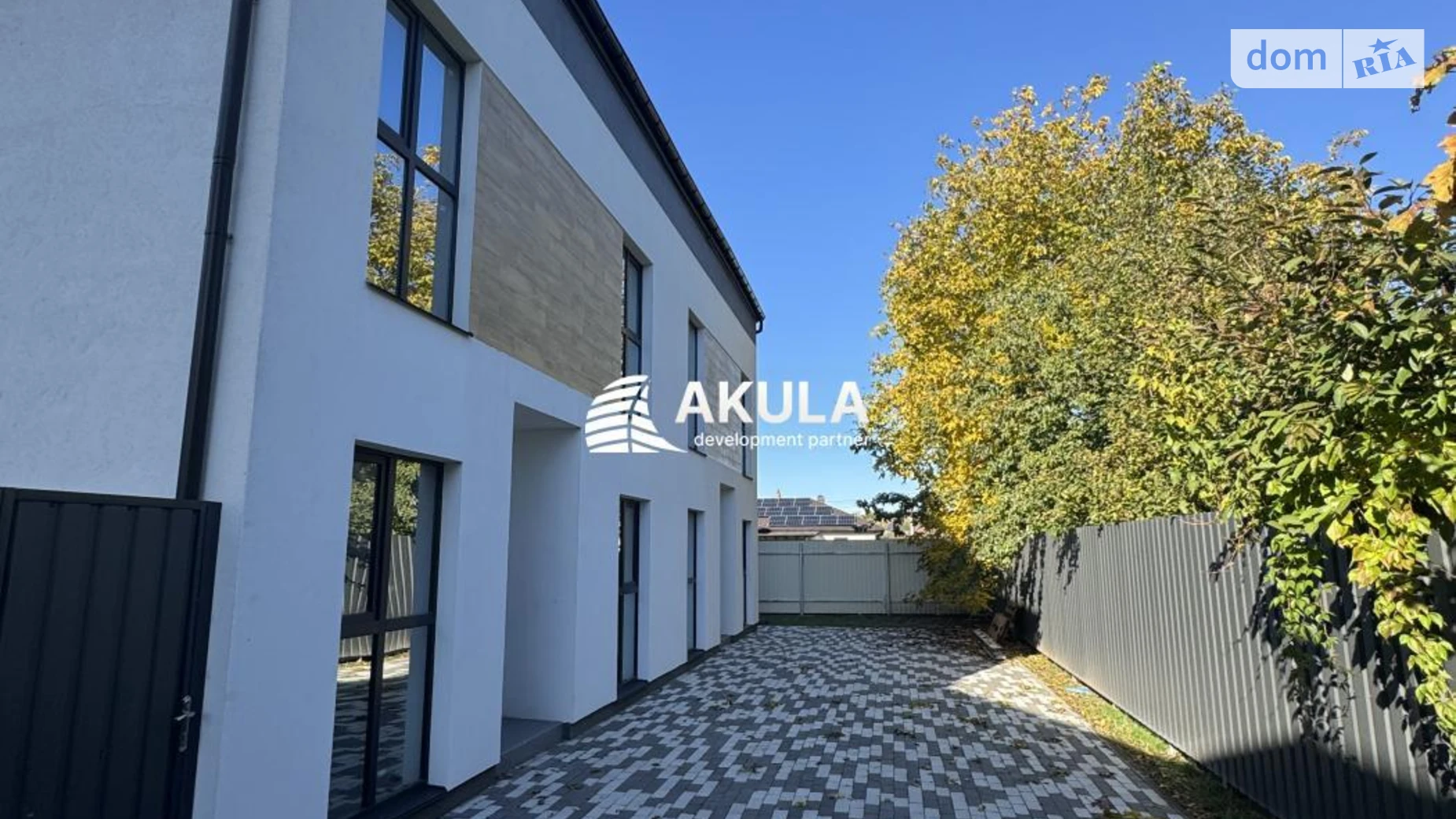 Продается дом на 3 этажа 144 кв. м с балконом, цена: 125000 $ - фото 2