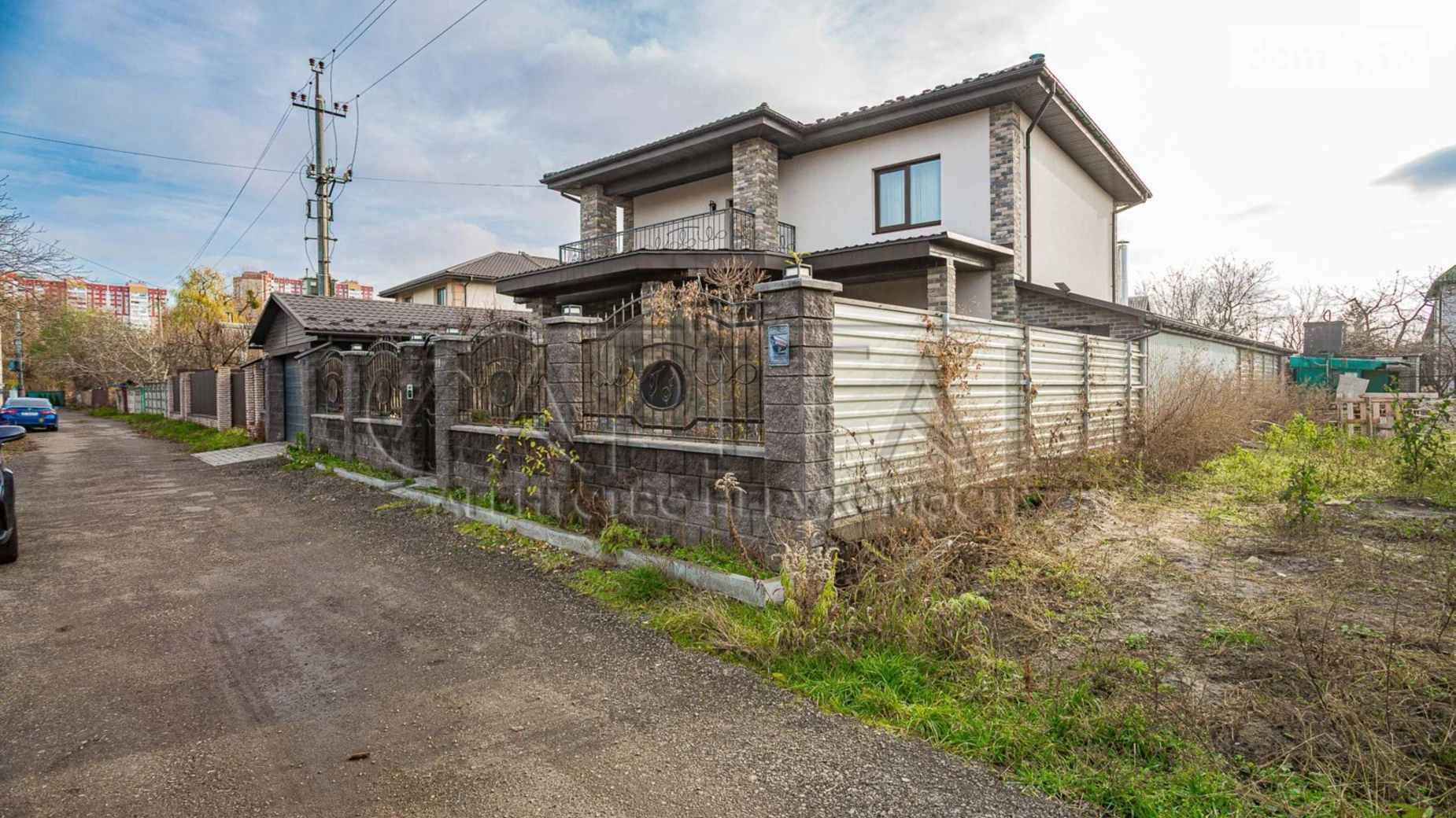 Сдается в аренду дом на 2 этажа 199 кв. м с гаражом, цена: 3200 $ - фото 2