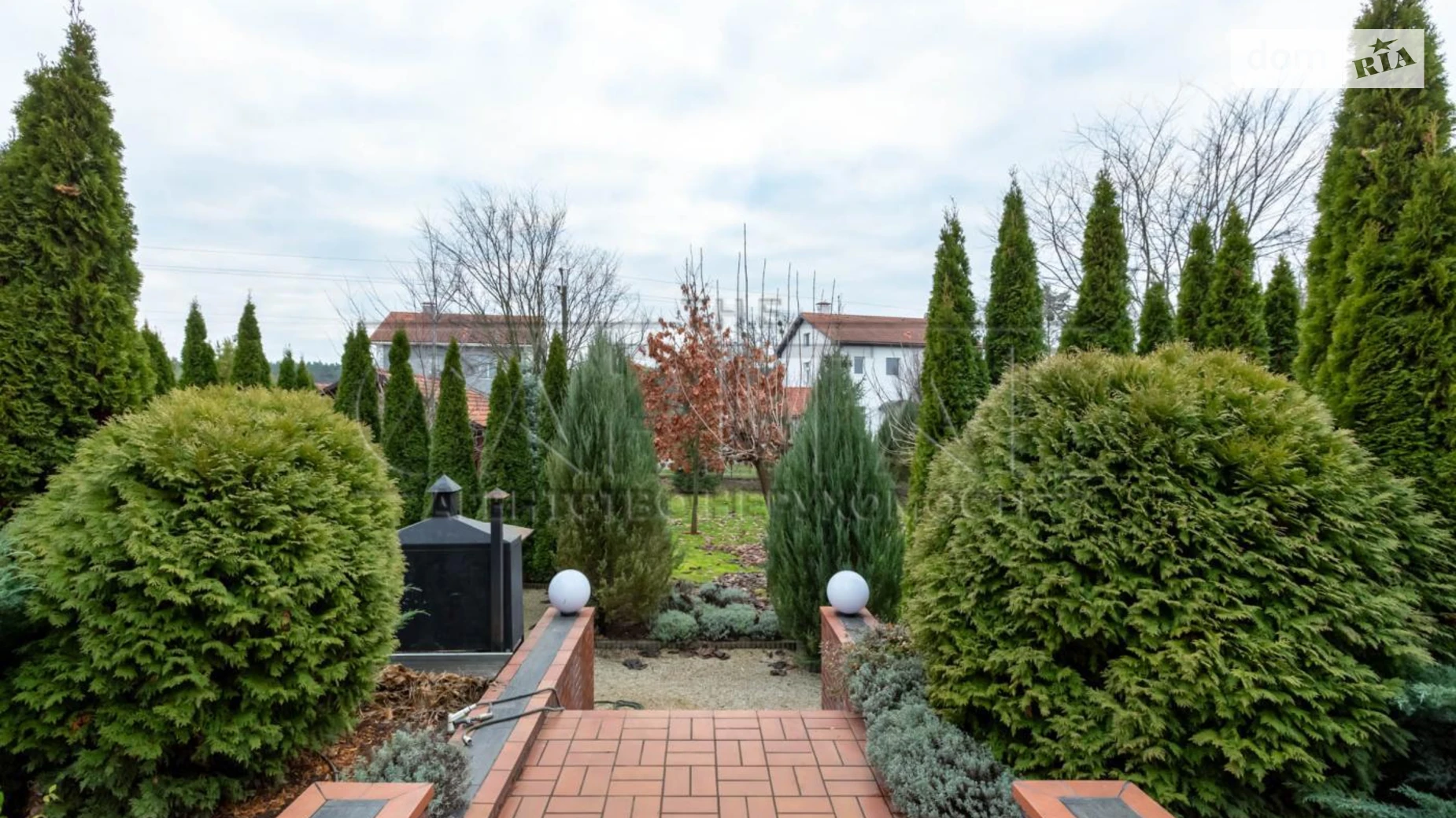 Сдается в аренду дом на 2 этажа 250 кв. м с садом, цена: 4000 $ - фото 3