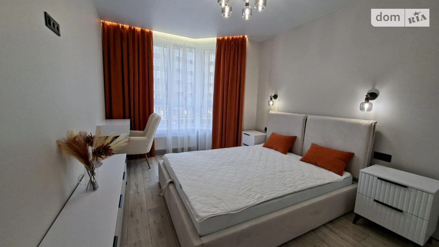 Продается 1-комнатная квартира 38 кв. м в Софиевской Борщаговке, ул. Молодёжная, 10 - фото 2