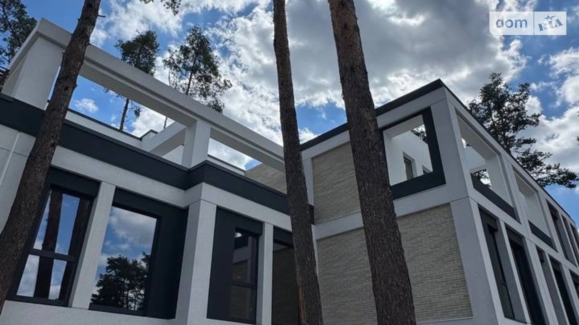 Продается дом на 3 этажа 121 кв. м с гаражом, цена: 145000 $ - фото 2