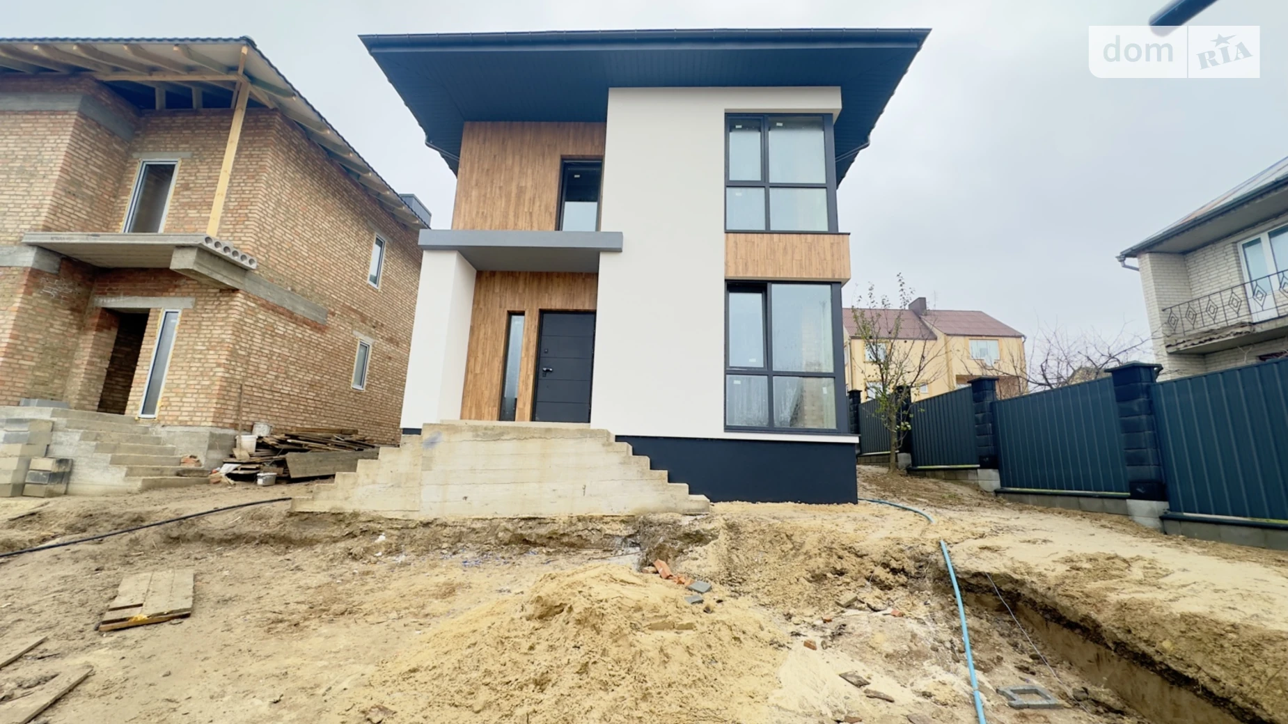 Продается дом на 2 этажа 118 кв. м с мебелью, цена: 98000 $ - фото 2