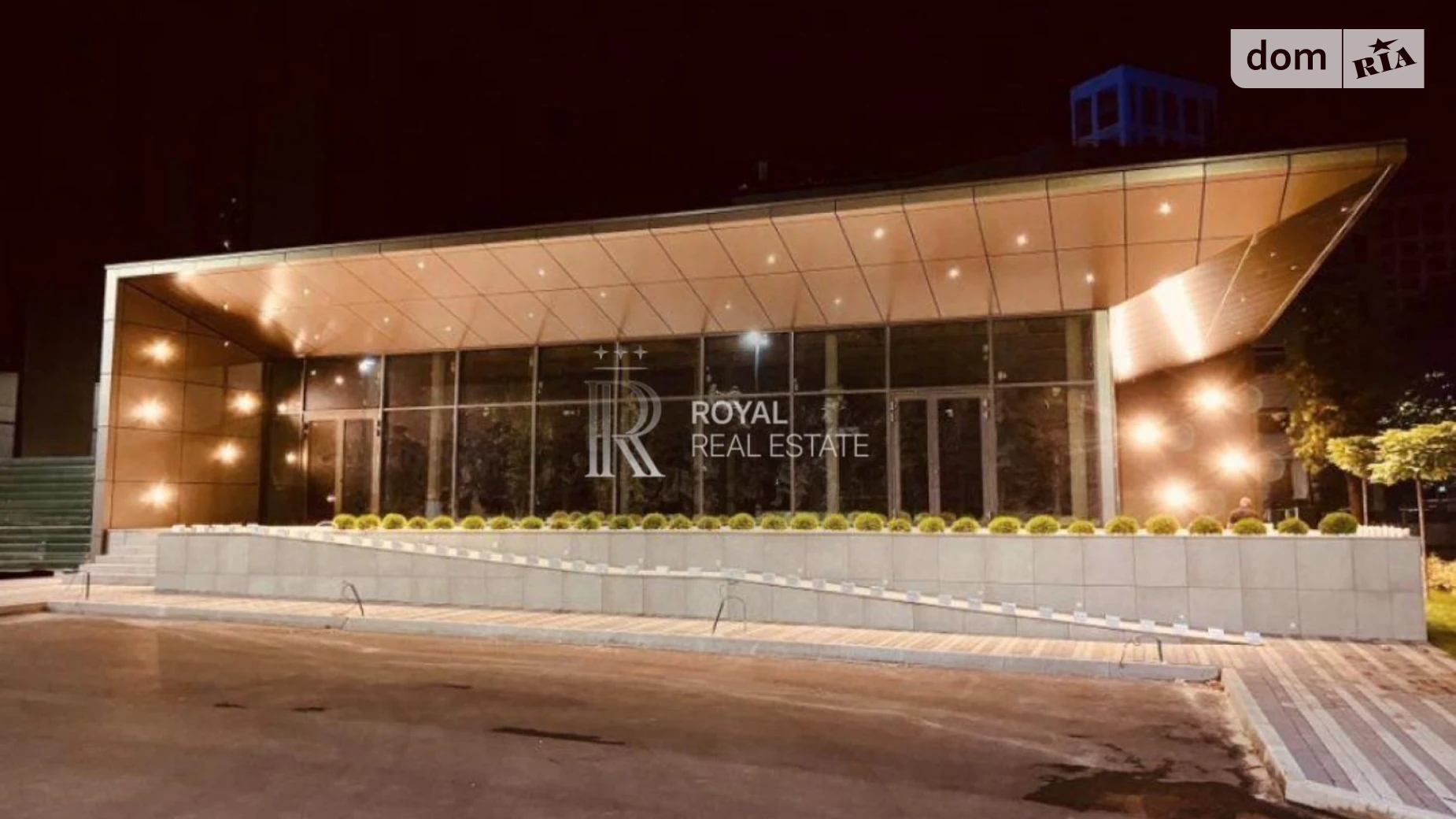 Сдается в аренду офис 554 кв. м в бизнес-центре, цена: 7000 $ - фото 2