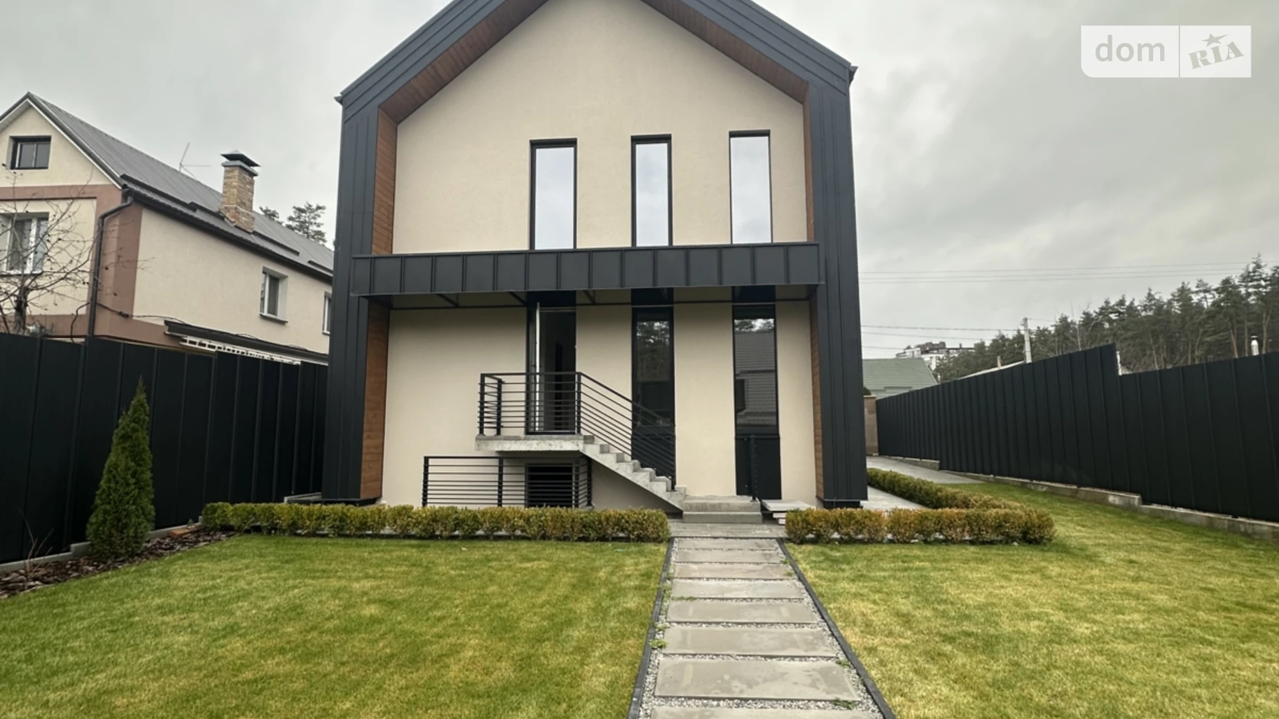 Продается дом на 2 этажа 156 кв. м с баней/сауной, цена: 205000 $ - фото 2