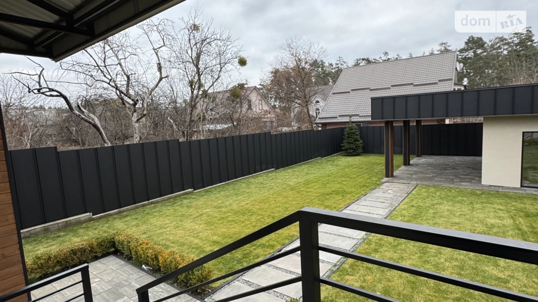 Продается дом на 2 этажа 212 кв. м с террасой, цена: 205000 $ - фото 3