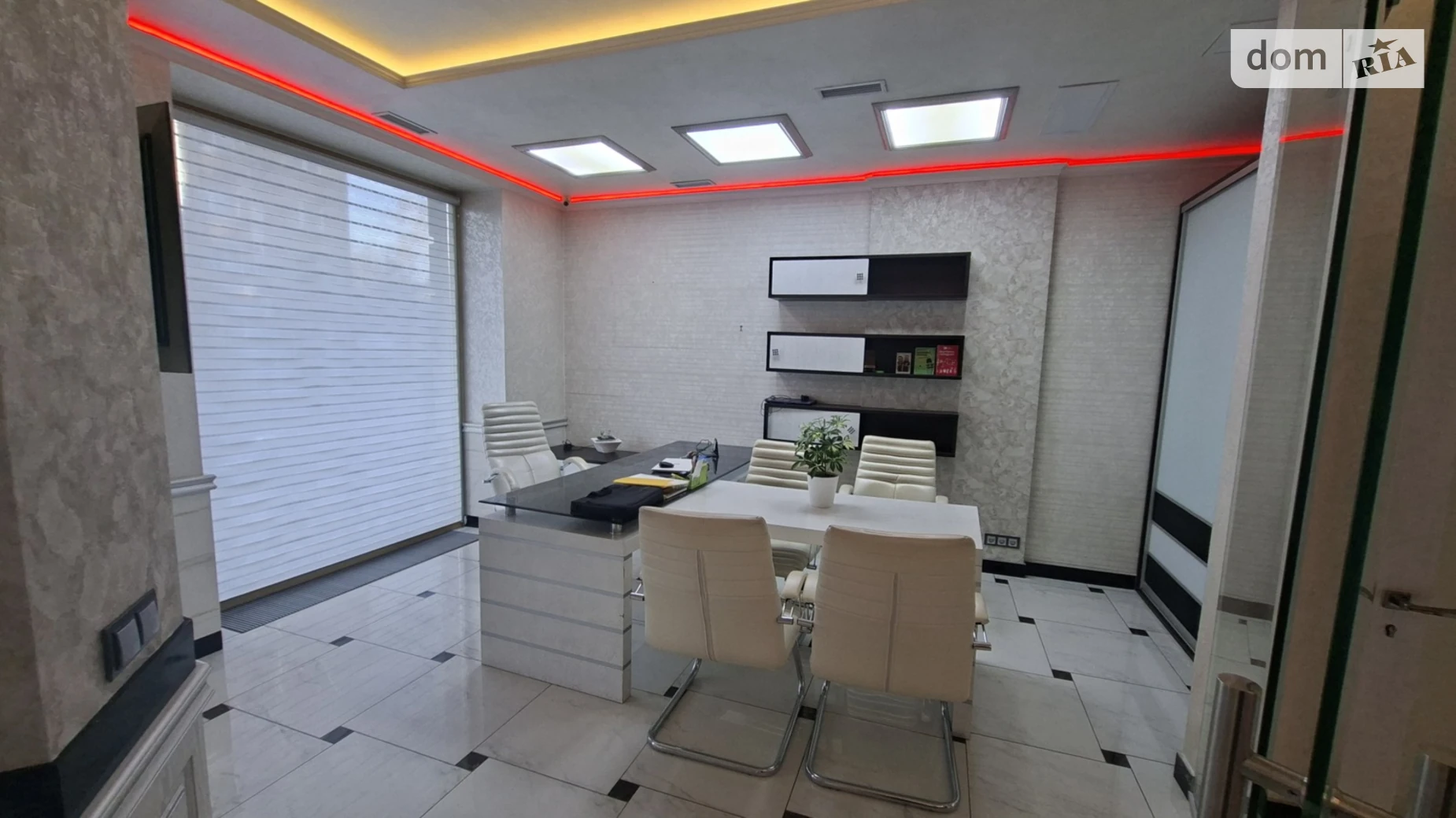 Продается офис 370 кв. м в бизнес-центре, цена: 349500 $ - фото 4