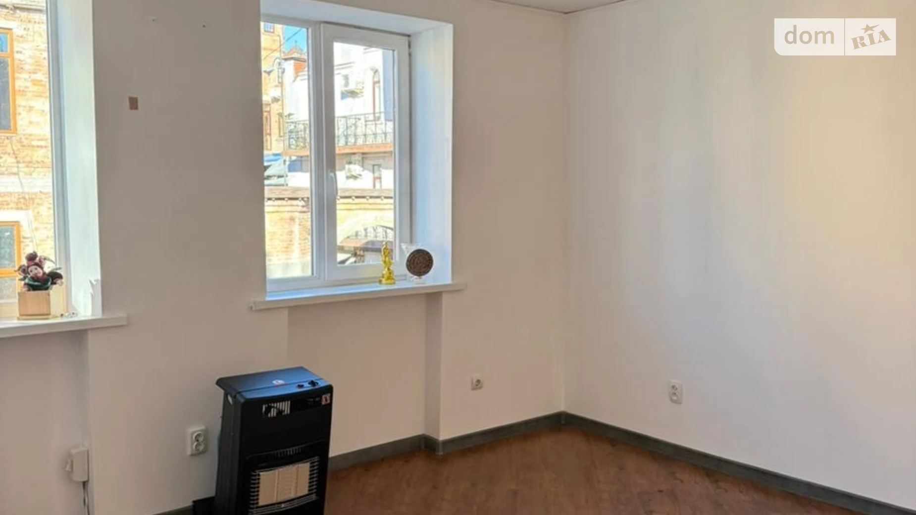 Сдается в аренду офис 33 кв. м в бизнес-центре, цена: 12000 грн - фото 4