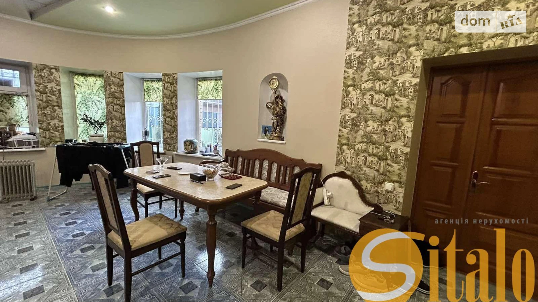 Продается дом на 2 этажа 240 кв. м с бассейном, цена: 90000 $ - фото 2