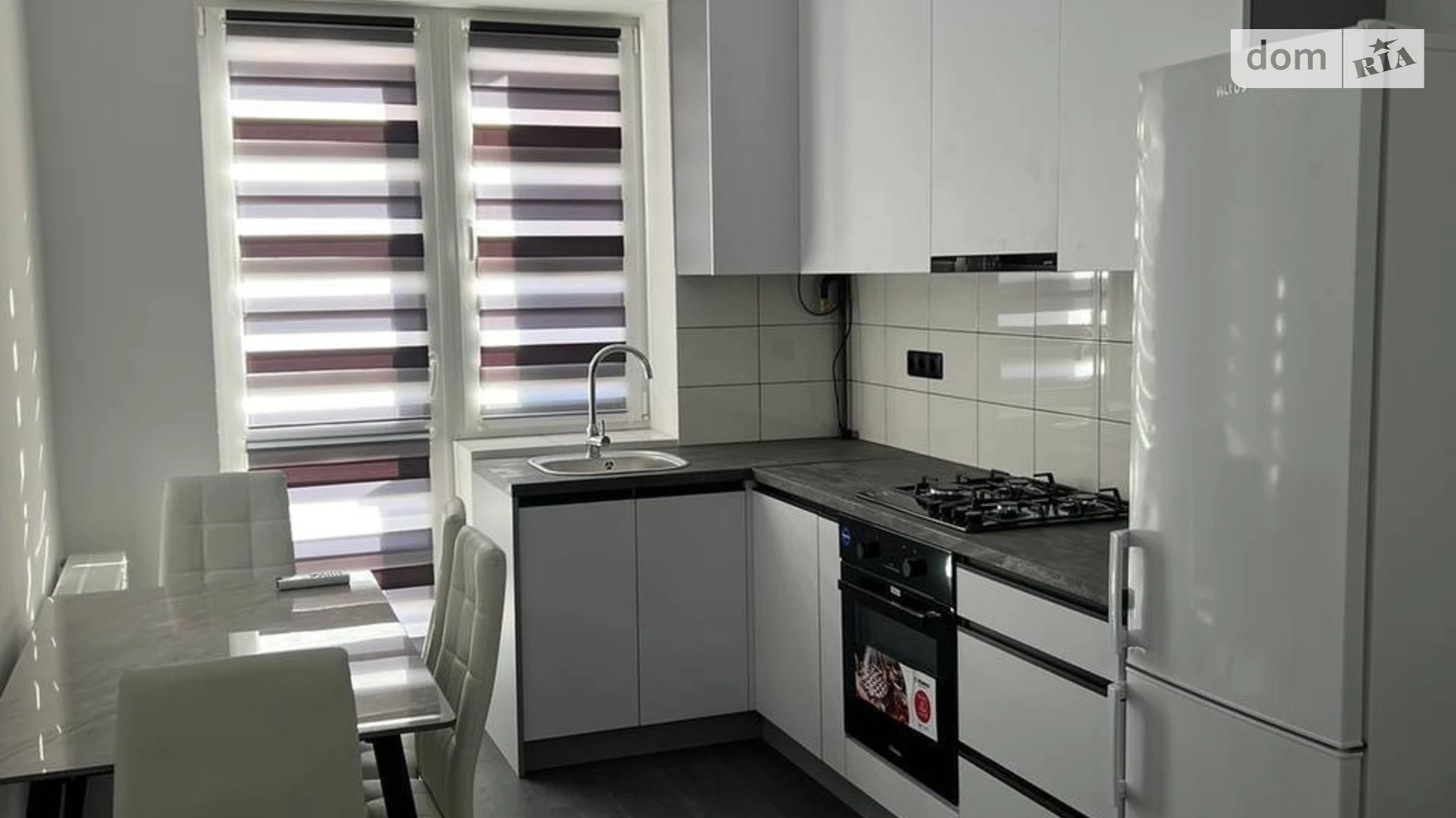 Сдается в аренду 1-комнатная квартира 35 кв. м в Ужгороде, ул. Енковская, 31 - фото 2