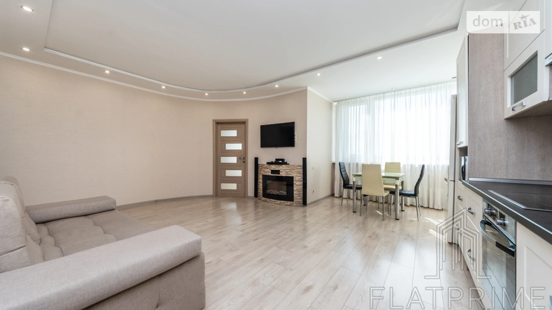 Продается 1-комнатная квартира 62.7 кв. м в Киеве, просп. Воскресенский(Перова), 10А - фото 3