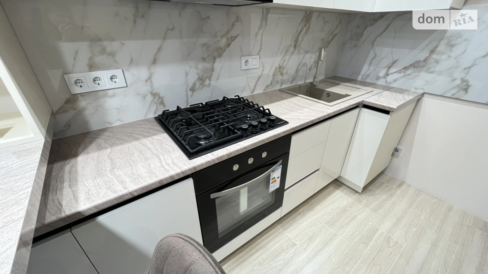 1-комнатная квартира 43.5 кв. м в Тернополе, ул. Яремы - фото 4