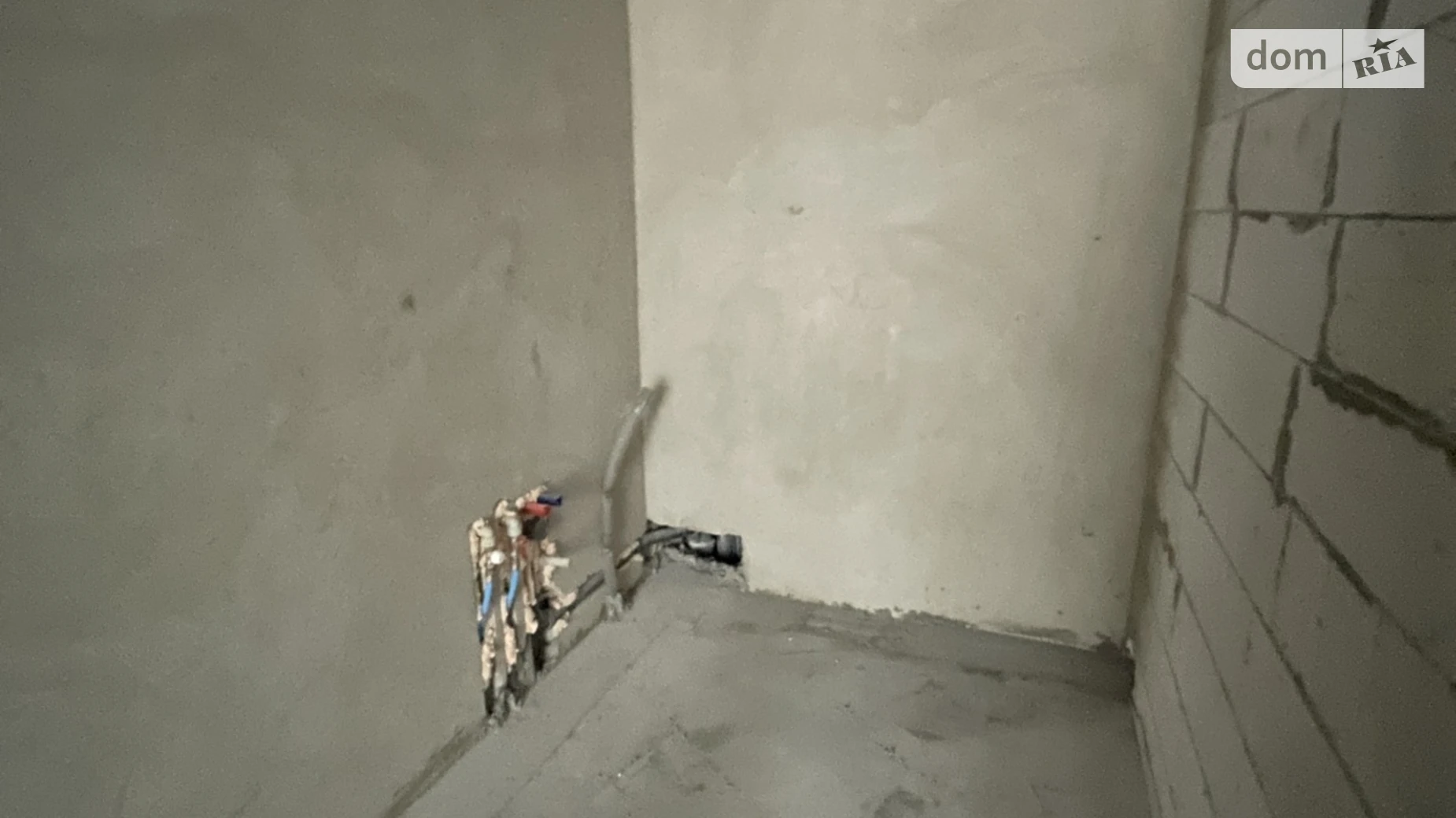 Продается 1-комнатная квартира 49 кв. м в Гостомеле, ул. Соборная, 1 - фото 4