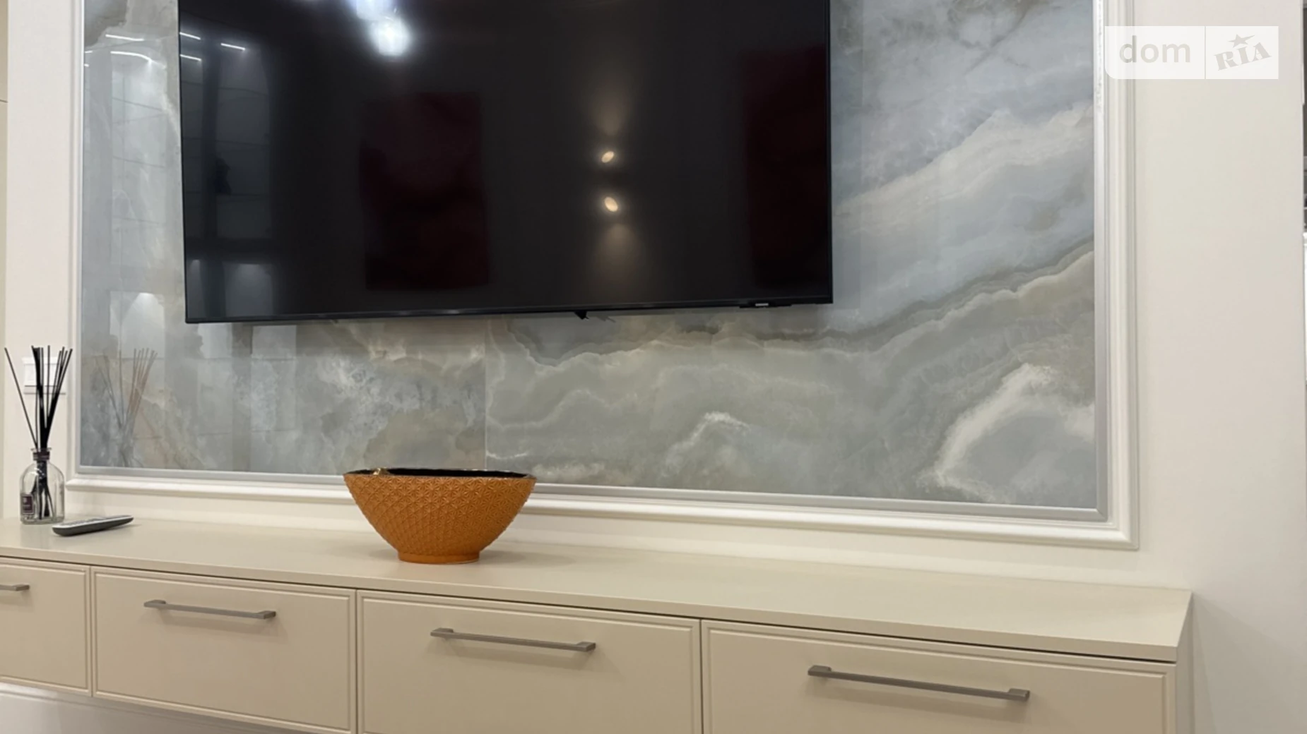 Продається 3-кімнатна квартира 115 кв. м у Києві, вул. Андрія Верхогляда(Драгомирова), 15Б - фото 4