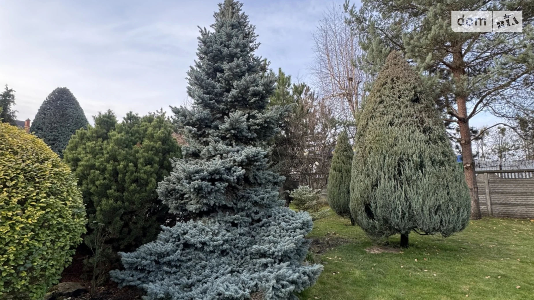 Продается дом на 2 этажа 239.1 кв. м с гаражом, цена: 420000 $ - фото 2