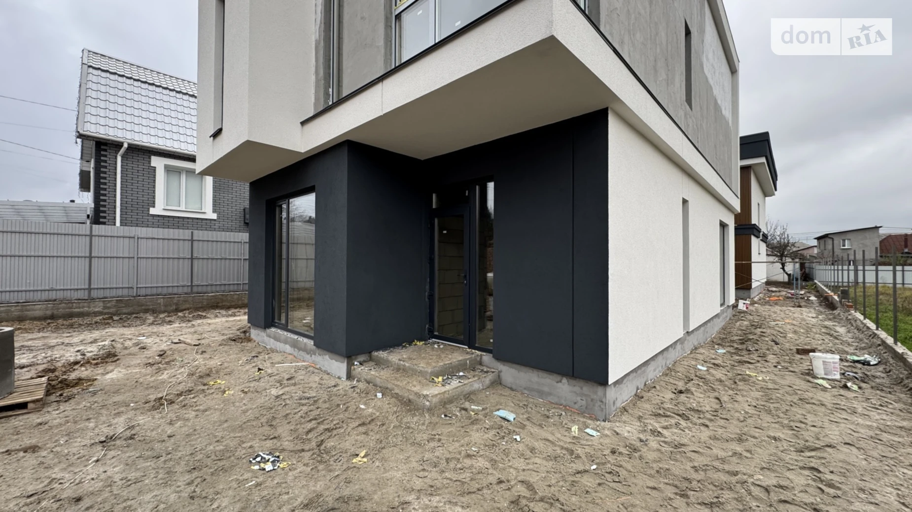 Продается дом на 2 этажа 145 кв. м с бассейном, цена: 189000 $ - фото 3