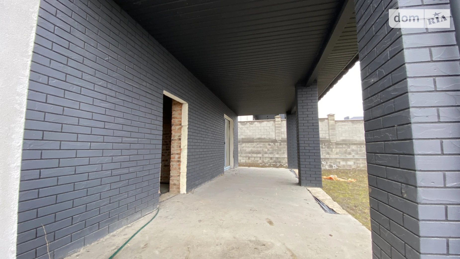 Продається одноповерховий будинок 165 кв. м с басейном, цена: 95000 $ - фото 2