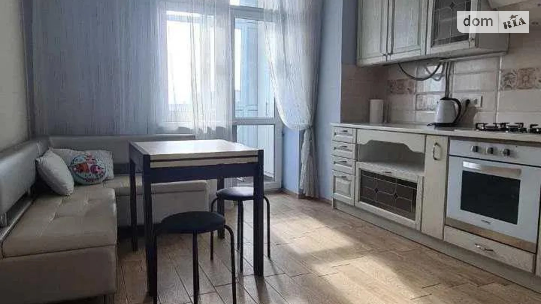 Сдается в аренду 1-комнатная квартира 46 кв. м в Львове, ул. Жасминовая - фото 3