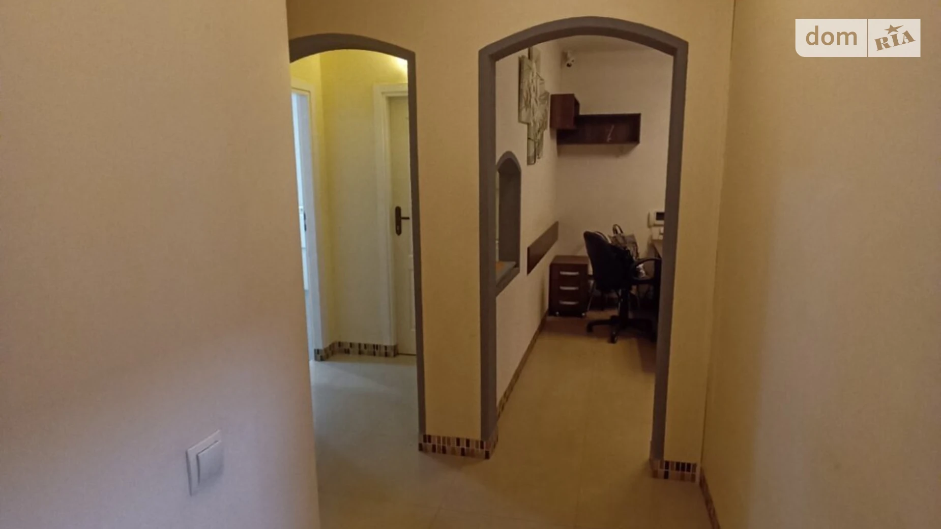 Сдается в аренду помещения свободного назначения 75.1 кв. м в 16-этажном здании, цена: 10000 грн - фото 2