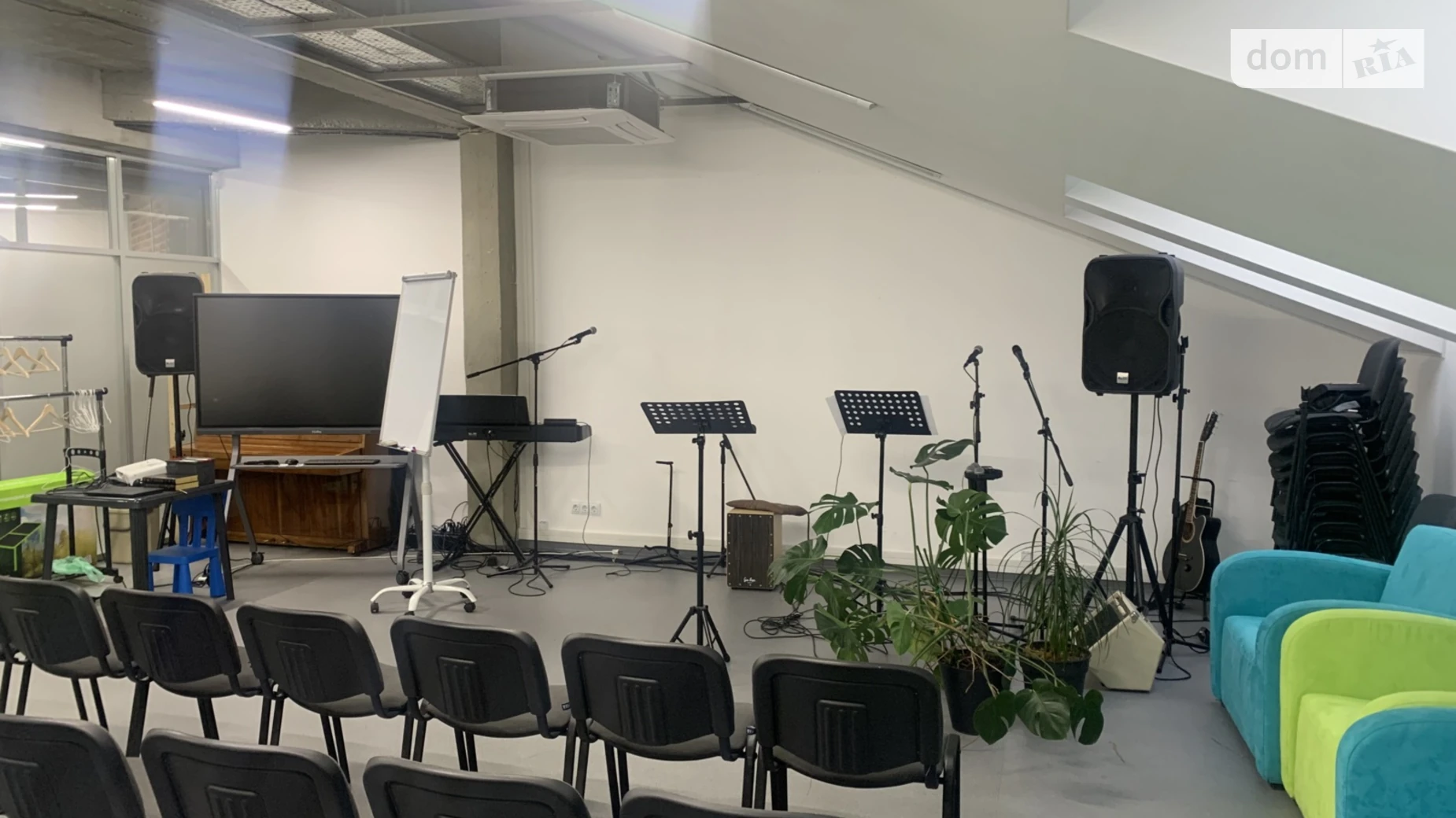 Сдается в аренду офис 63 кв. м в бизнес-центре, цена: 945 $ - фото 4