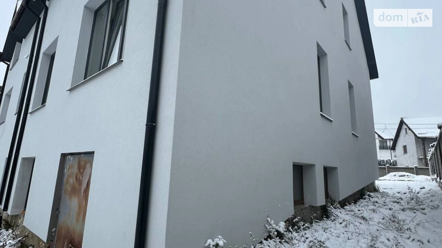 Продается дом на 2 этажа 160 кв. м с бассейном, цена: 135000 $ - фото 4