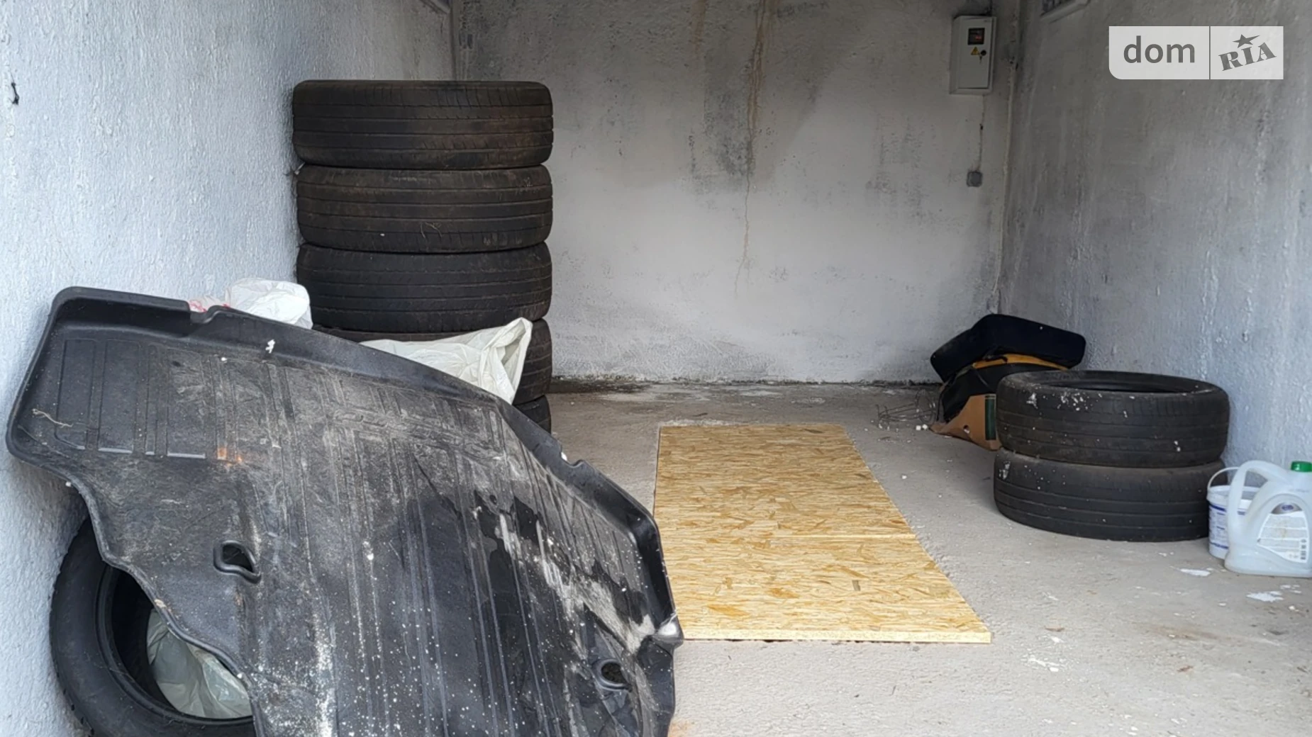 Сдается в аренду отдельно стоящий гараж под легковое авто на 18 кв. м, цена: 3700 грн - фото 5