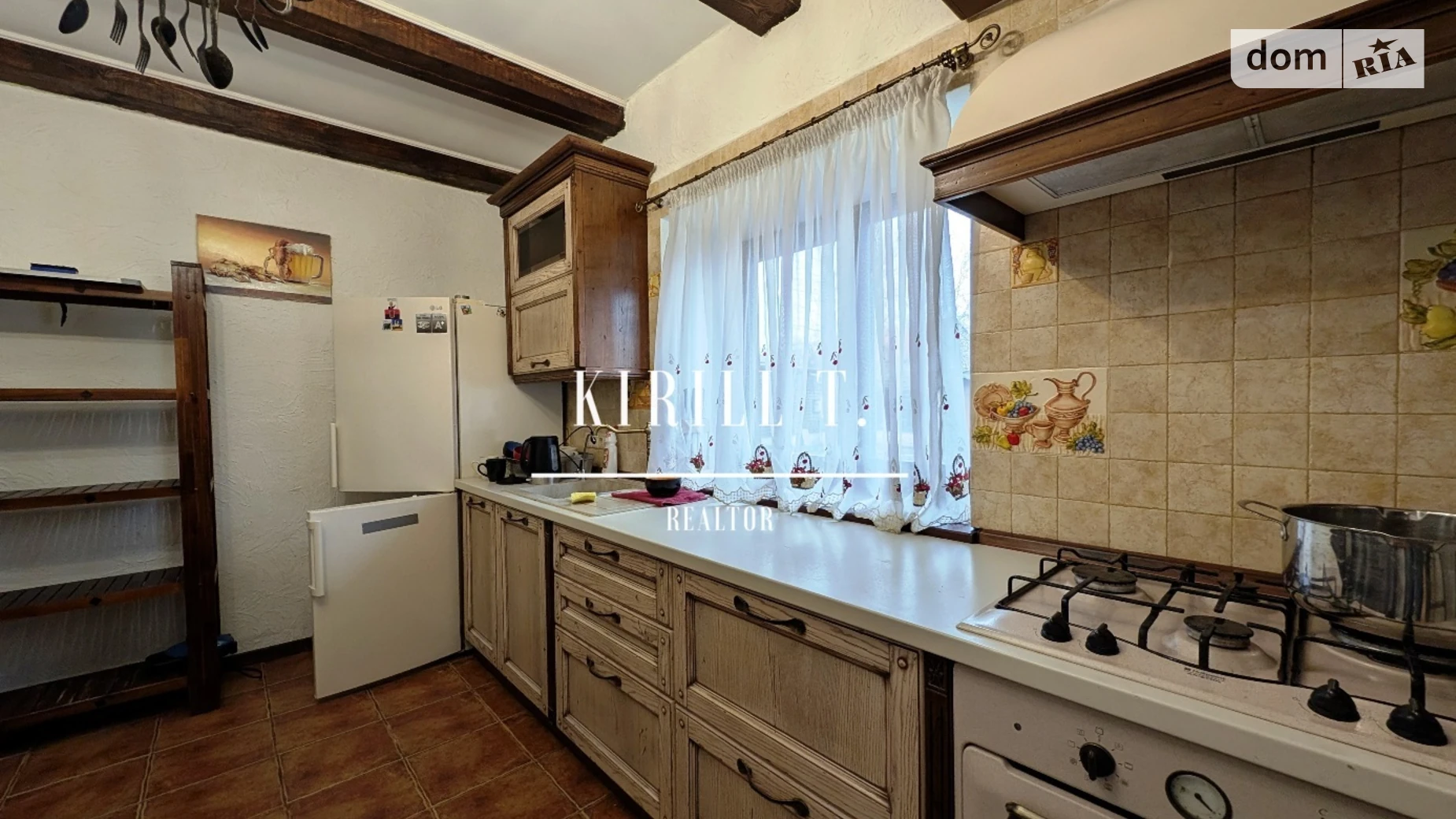 Сдается в аренду дом на 2 этажа 240 кв. м с балконом, цена: 1500 $ - фото 2